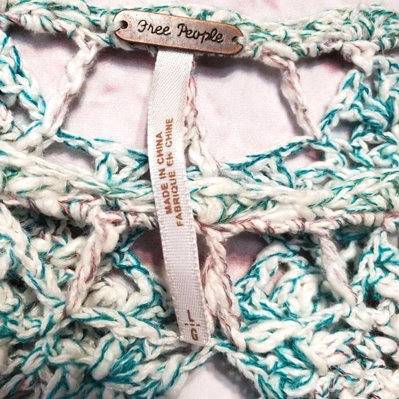 Free People Boho Twee Pastel Ring of Roses Sweater Crochet Open Weave Womens L - Picture 3 of 9